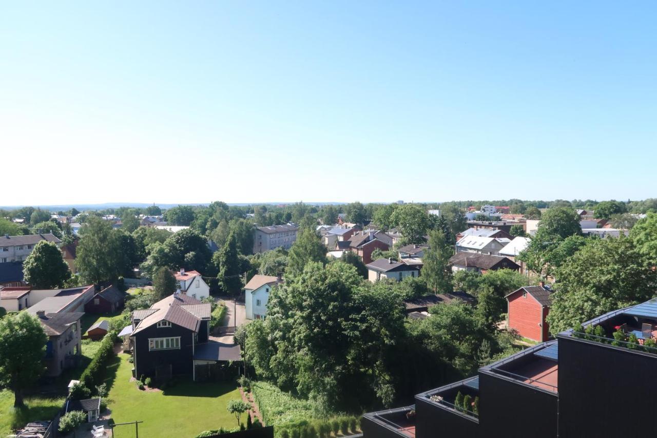 Artisa Riia Str 20B Luxury Penthouse Apartment Tartu Esterno foto