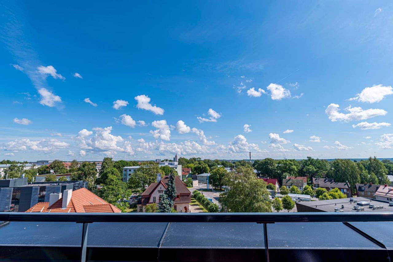 Artisa Riia Str 20B Luxury Penthouse Apartment Tartu Esterno foto