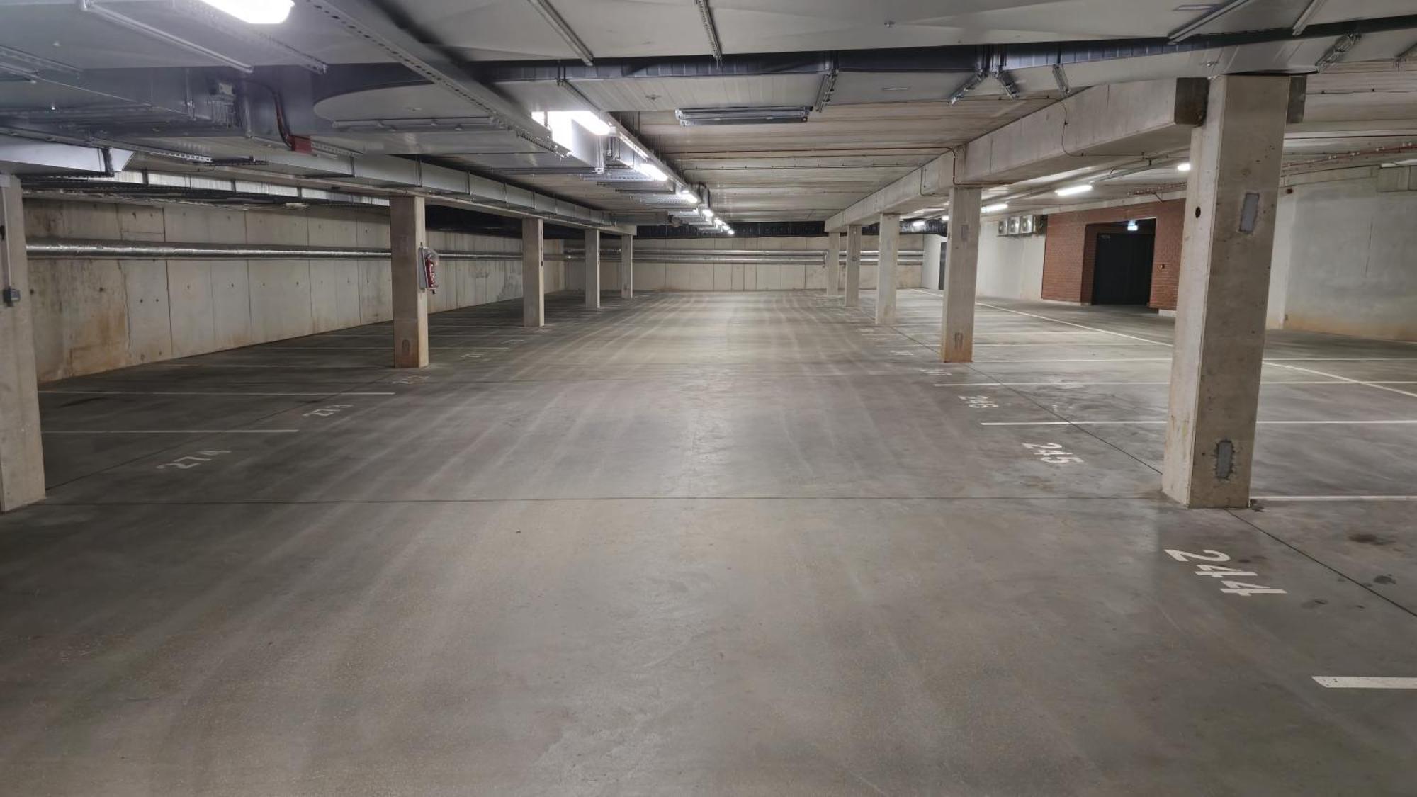 Artisa Riia Str 20B Luxury Penthouse Apartment Tartu Esterno foto